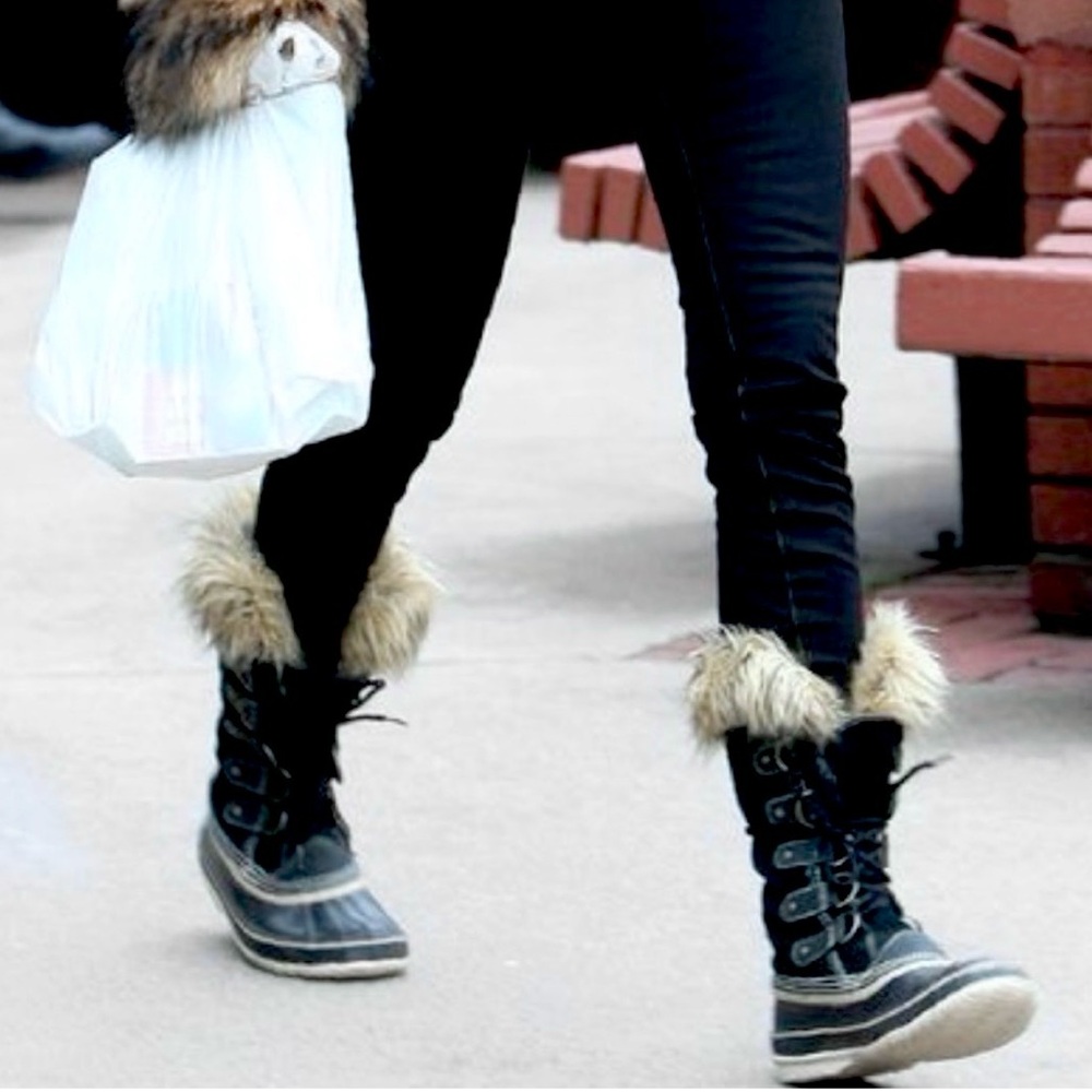 SOREL Joan of Arctic™ Waterproof Black Suede Boot Snow-Rain Boot, Size 9 - Picture 9 of 15